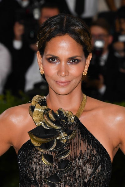 Halle Berry Is Mourning The Loss Of Her Cat Playdough — See The Touching Tribute